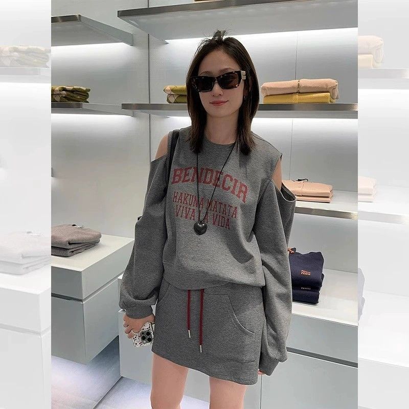 春秋季新款女装小个子露肩卫衣休闲时尚运动印花露肩显高两件套装|undefined