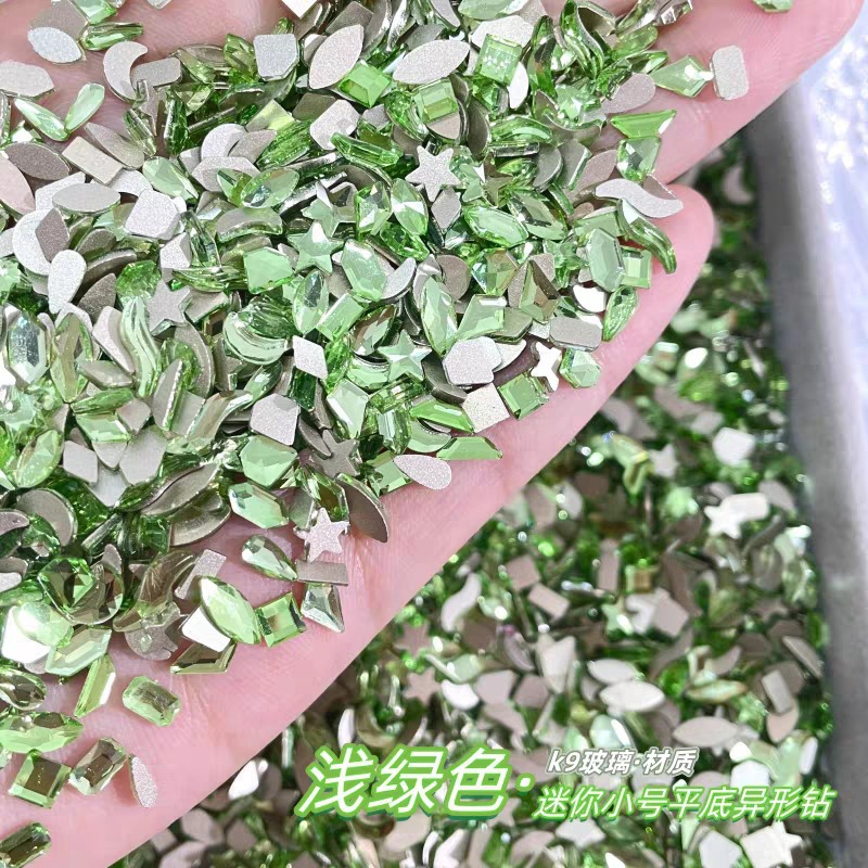 평평한 바닥 특수 모양의 다이아몬드-라이트 그린