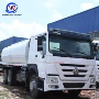 容积大型工程化工液罐车