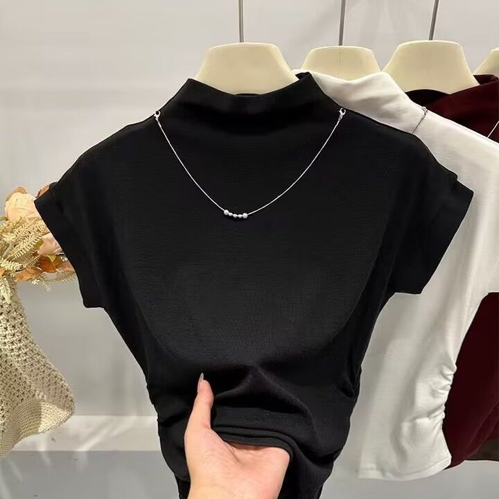 검은색