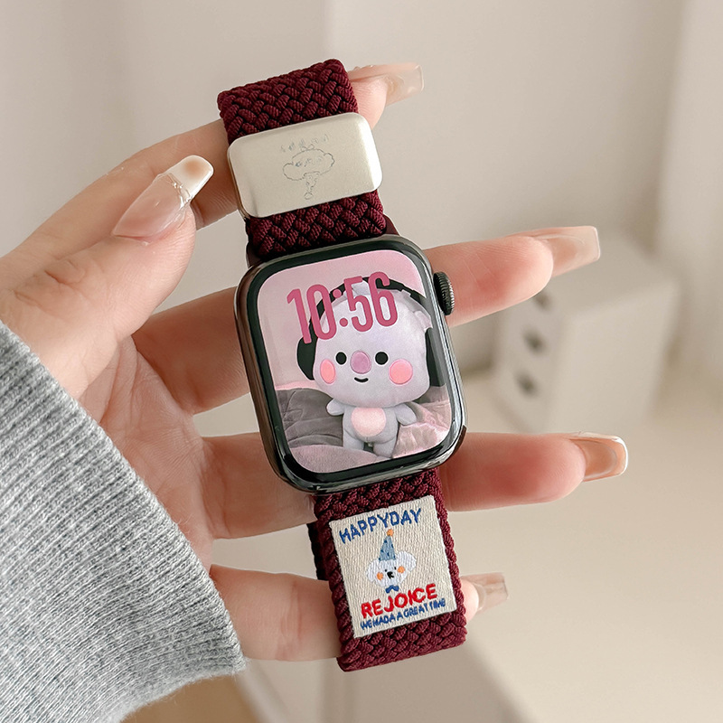 Burgundy (top hat dog