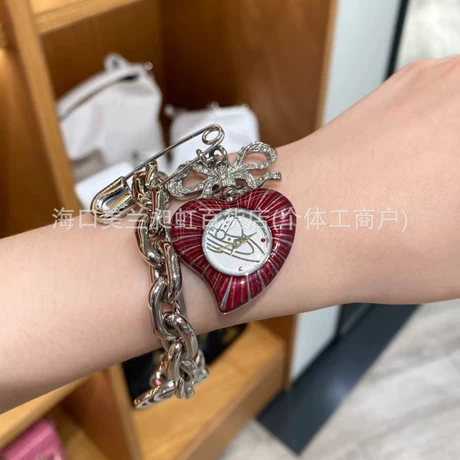 新款西太后小众设计胸针美人鱼爱心蝴蝶结怀表女高级感包挂