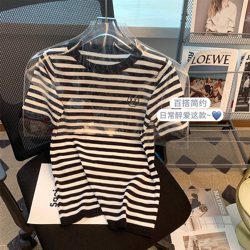 Silk base body-friendly summer design T-shirt