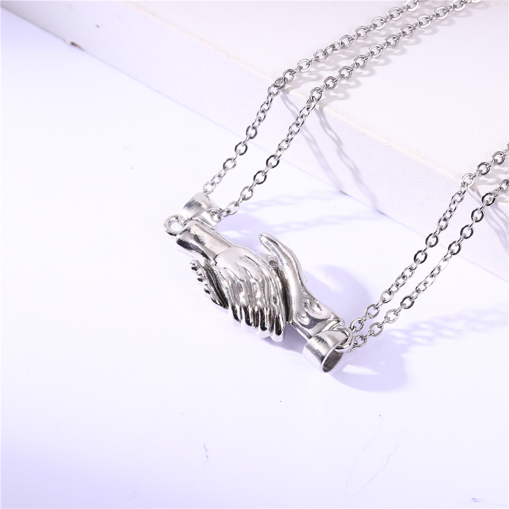 Simple Style Hand Alloy Plating Unisex Pendant Necklace display picture 2
