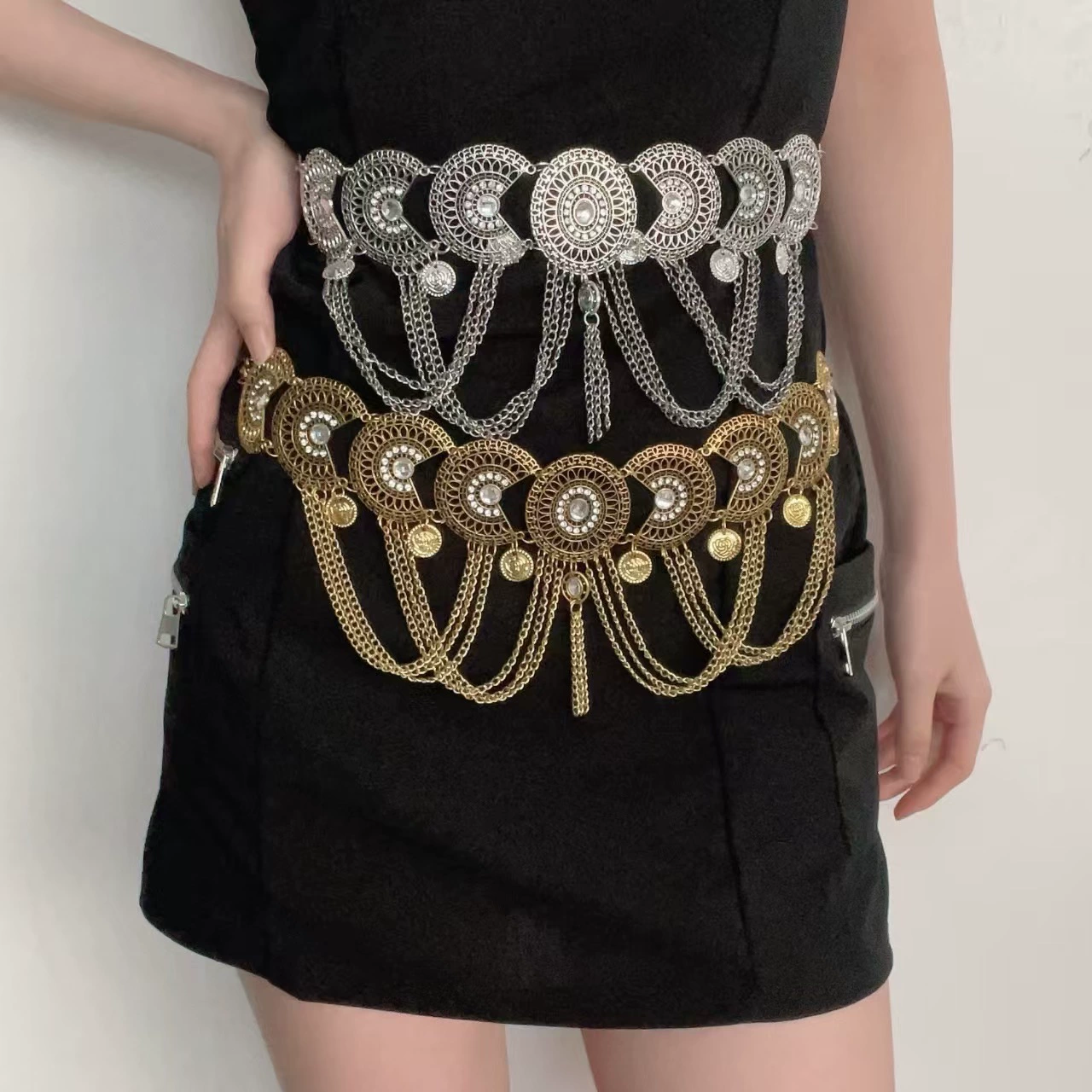 Retro chain with tassels, long coins, sophisticated accessory, high-quality style