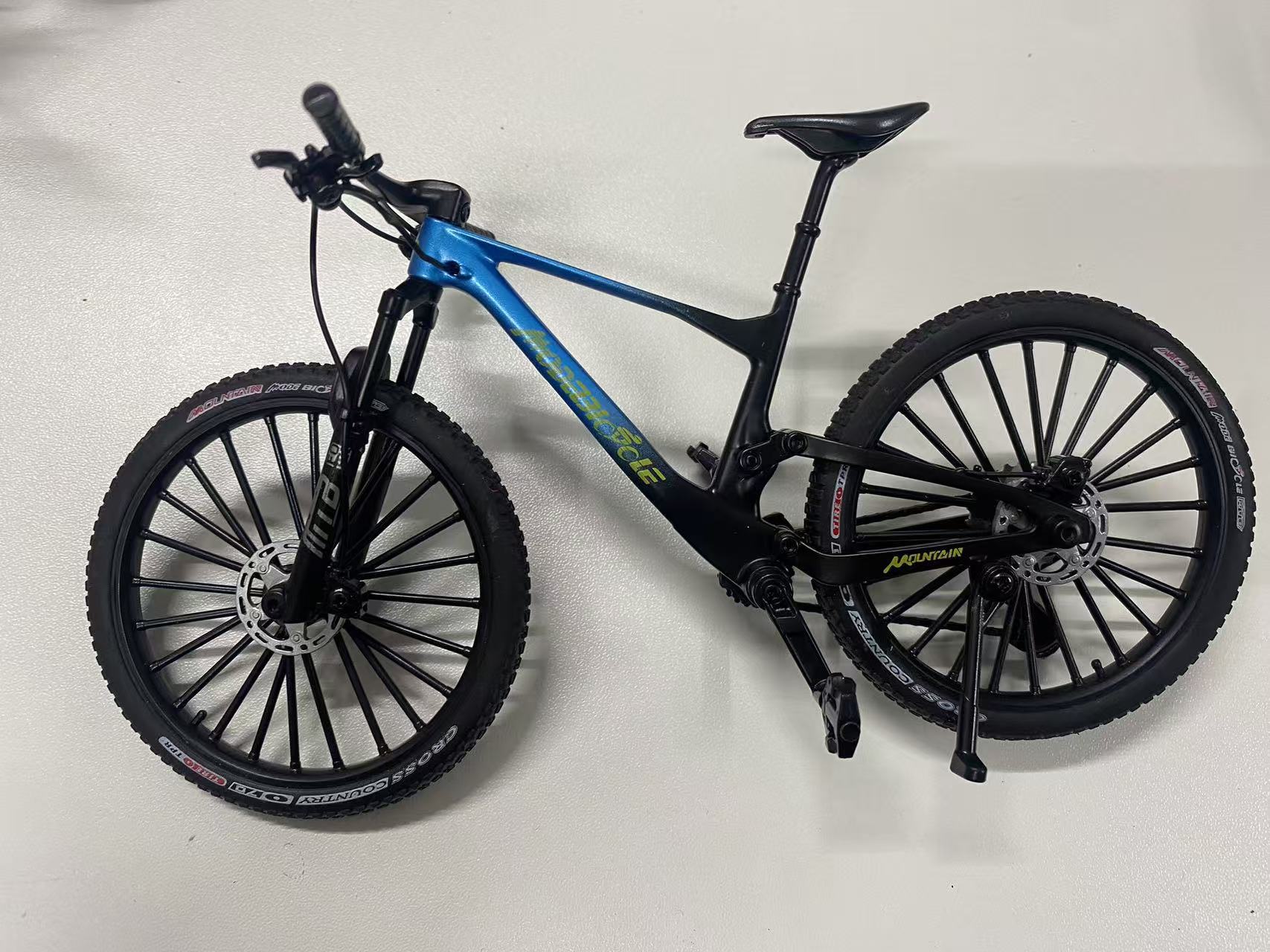 Colección de modelos de automóviles transfronterizos de simulación de aleación de bicicleta de amortiguación delantera y trasera modelo de bicicleta de montaña modelo de vehículo de carretera