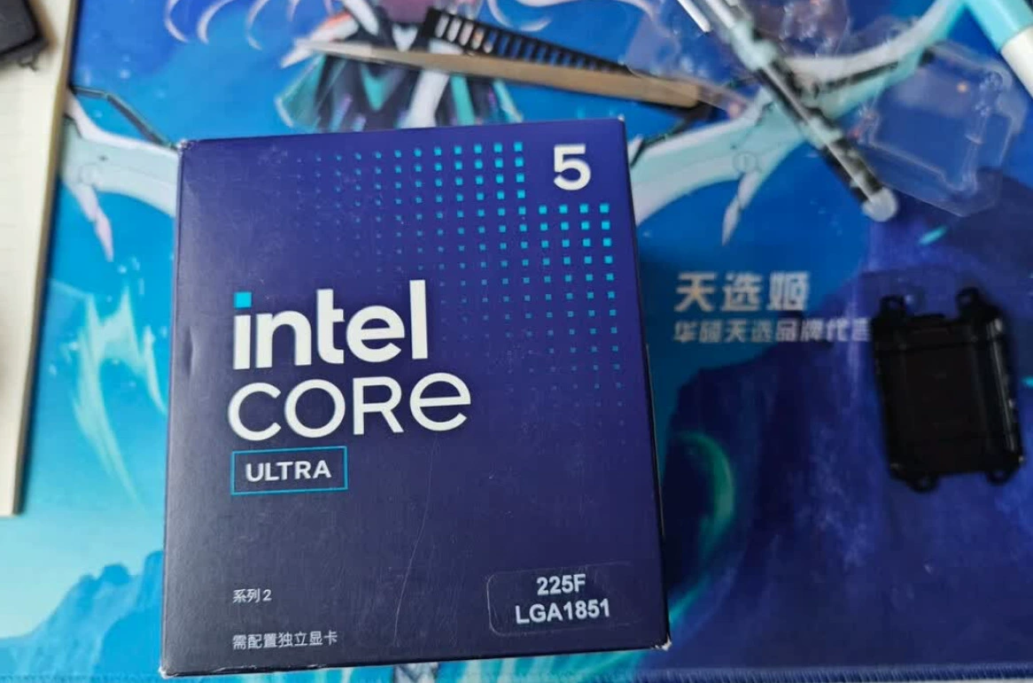 Подходит для десктопного процессора Intel Core Ultra 5 225F в коробке CPU
