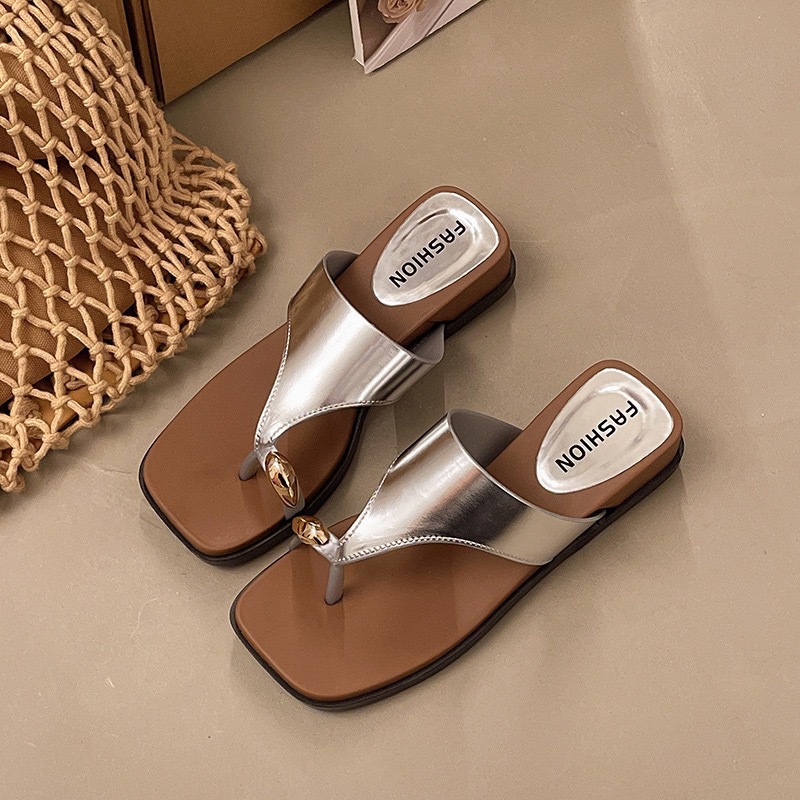 Flip flops platform