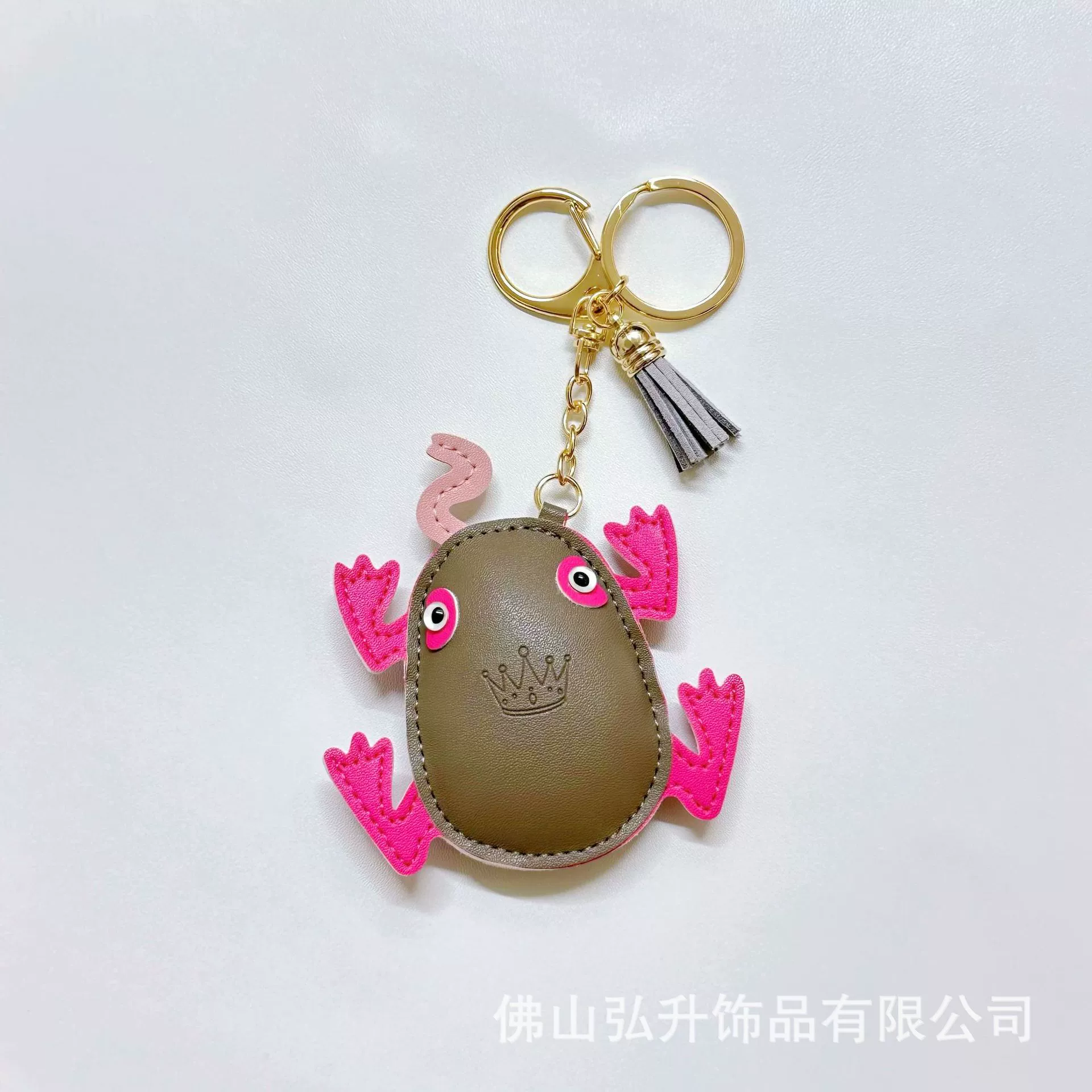 Creative retro pendant, keychain, phone case, bracelet