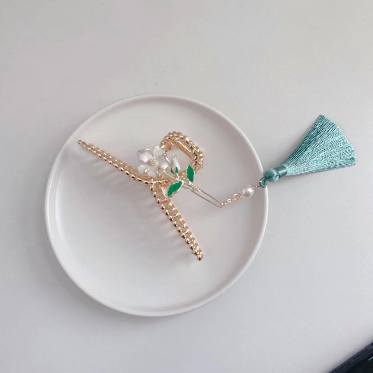 2022年新款花朵流蘇抓夾少女漢服配飾發夾發卡大號鲨魚夾