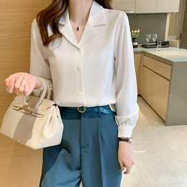 女式衬衫;连衣裙;毛衣