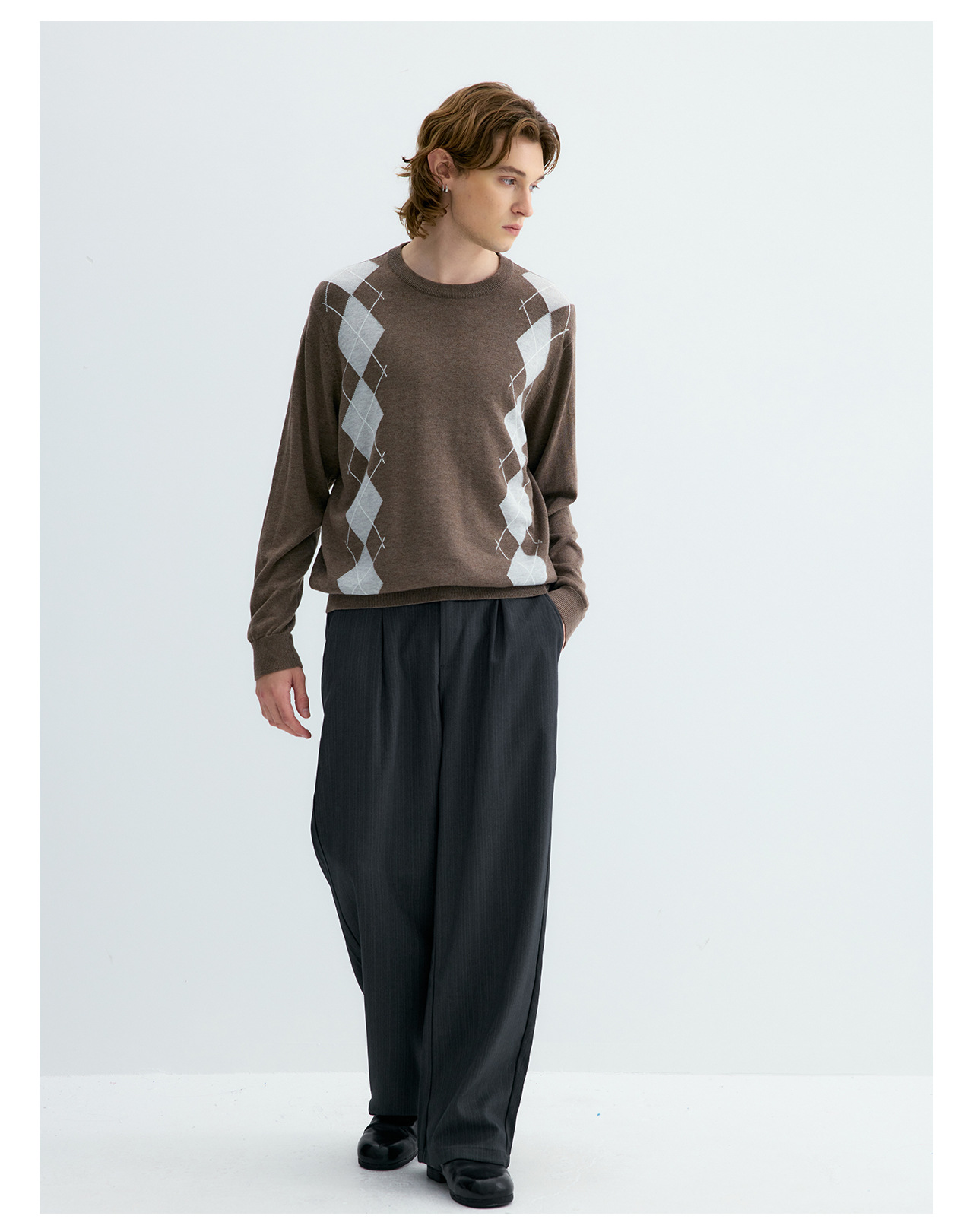 UNF Striped Straight-Leg Trousers