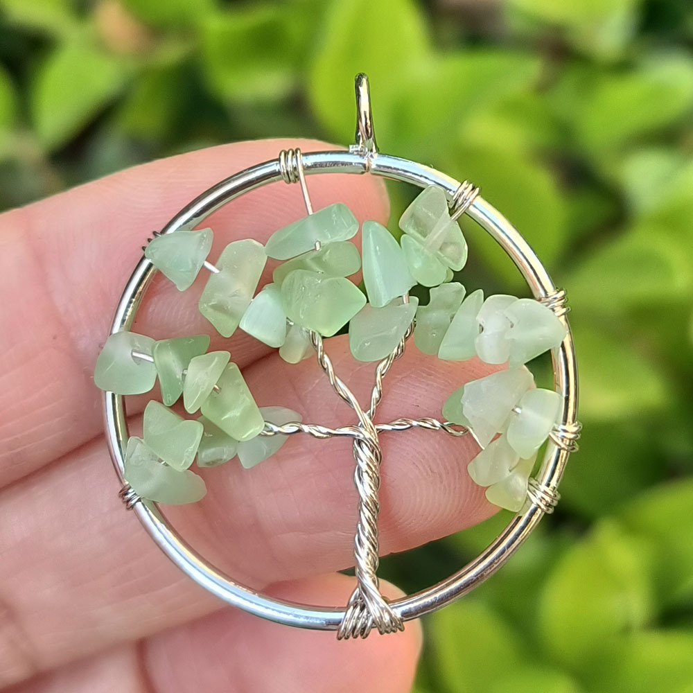 1 Piece Quantity 1 Piece Natural Stone Crystal Iron Tree