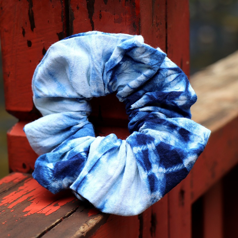 가벼운 홀치기 염색