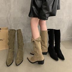 靴を積むレトロな小衆の小さい長靴のフランスの女性の靴の夏の秋の茶色の西部のカウボーイの靴の騎士の靴
