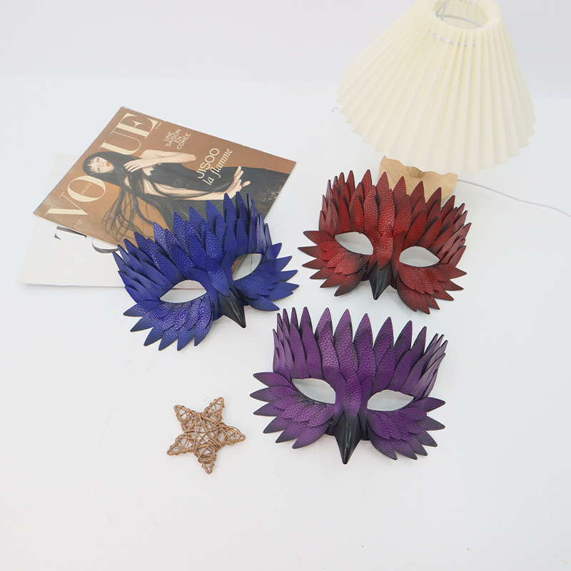 Ventas transfronterizas calientes de alta calidad pico plumas máscaras de mitad de cara búho máscaras Halloween party cos accesorios de vestuario