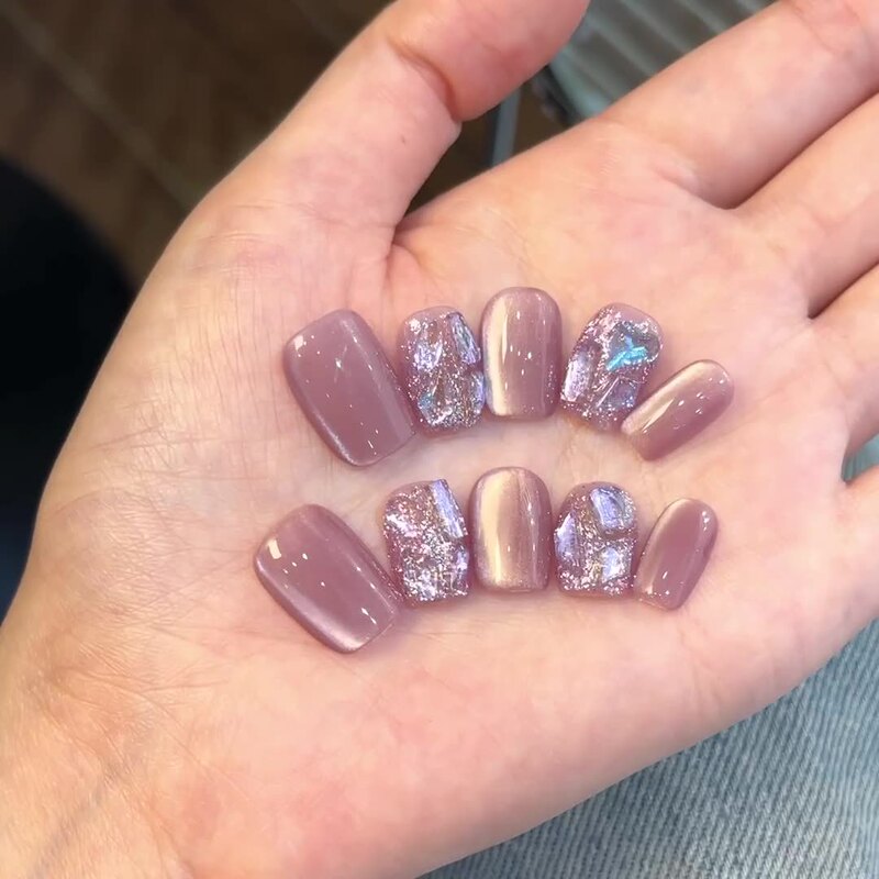 Handmade Wearable Nails, Pure Handmade Wearable Cat-Eye Manicure Stickers, High-End Boutique Fake Nail Stickers, Finished Products of High Quality