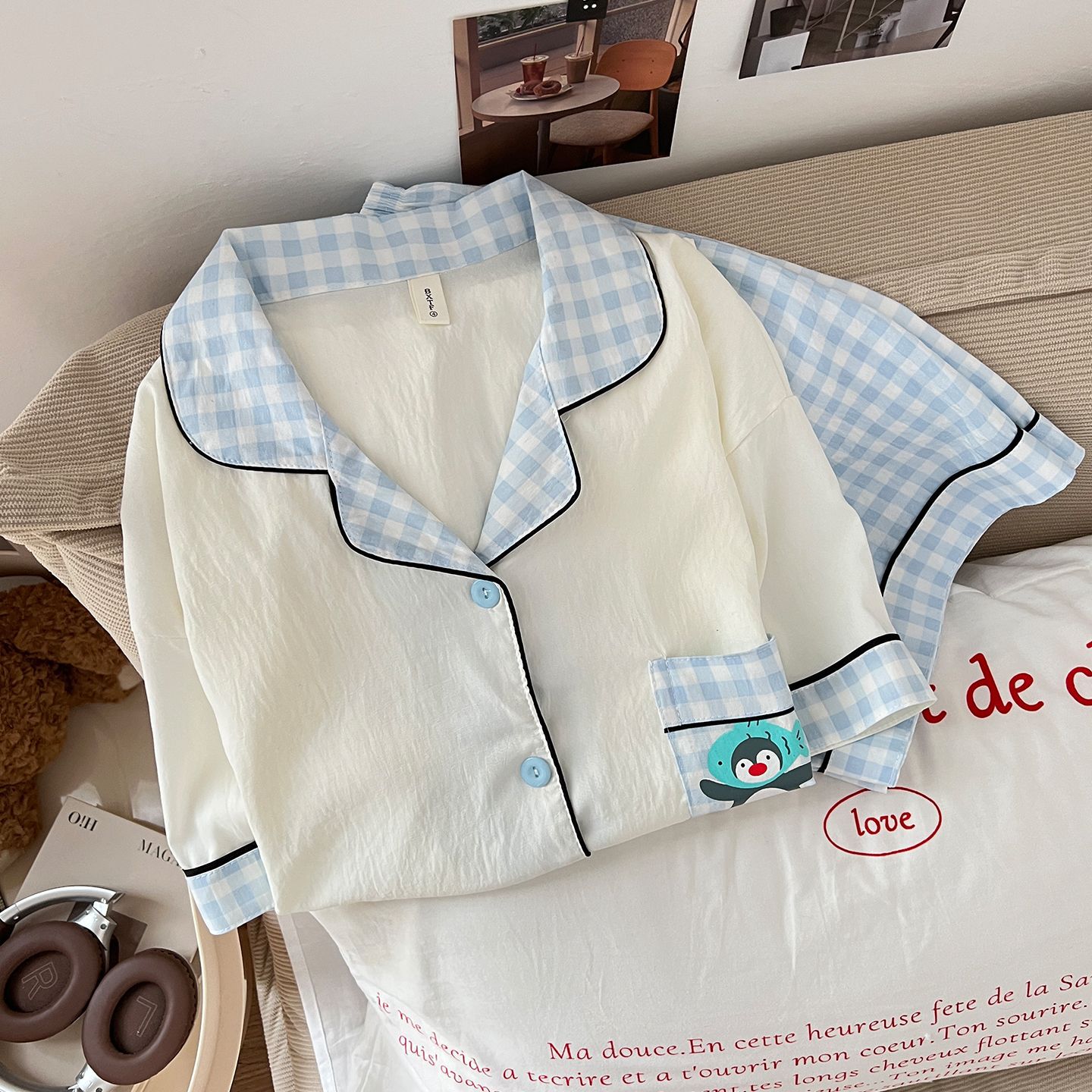 Pijamas de algodón de nube al por mayor transfronterizo para mujer, cárdigan fino de manga corta de verano, traje de servicio a domicilio de estudiante de dibujos animados dulce y lindo