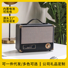 レトロなブルートゥースの音響は携帯型の屋外の軽い豪華な家庭の置物のカードのスピーカーのサンプルの部屋の源の工場を持ちます。