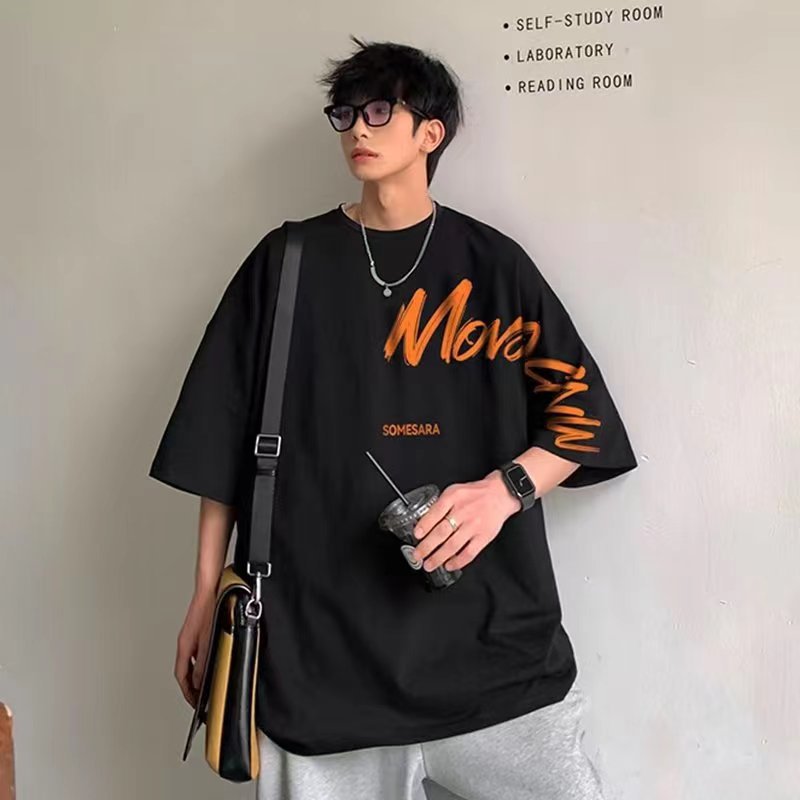 Klein azul Camiseta de manga corta de los hombres de verano suelta nicho de la moda nacional media manga ins marca de moda calle más tamaño camiseta