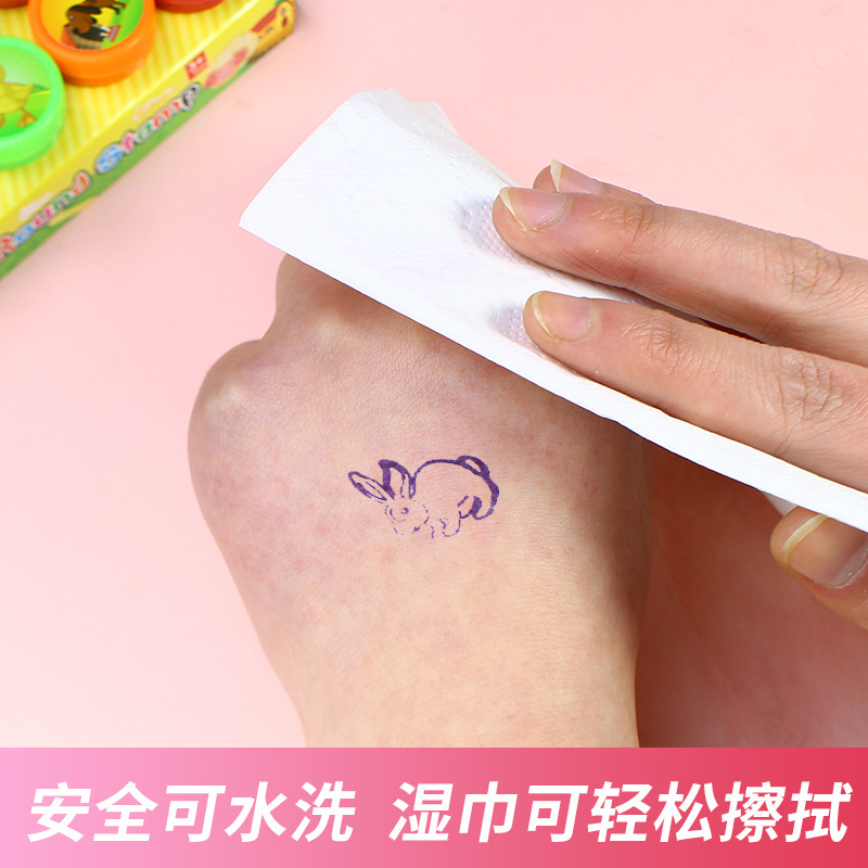 Sello de la mano de los niños de dibujos animados pequeño sello al por mayor todo tipo de animales creativos Navidad princesa maestro comentario recompensa sello