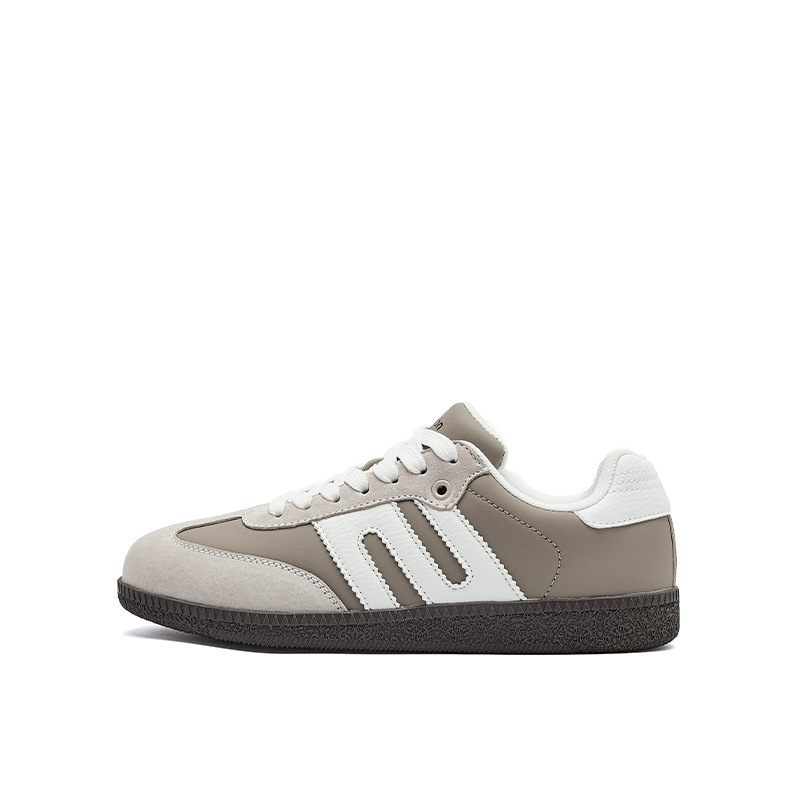 Zapatos de entrenamiento marrón de mujeres 2025 nuevo otoño invierno grueso retro Meirard skate zapatos casuales planos