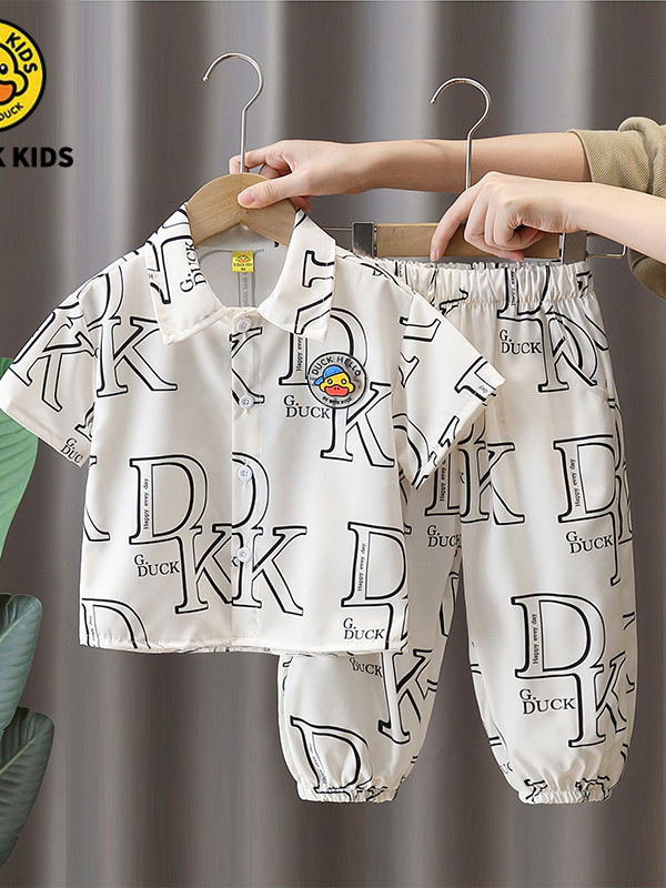 7293 Little Yellow Duck Boy Summer Set 2025 Nuevo verano Ropa de manga corta para niños Camisa de verano de dos piezas