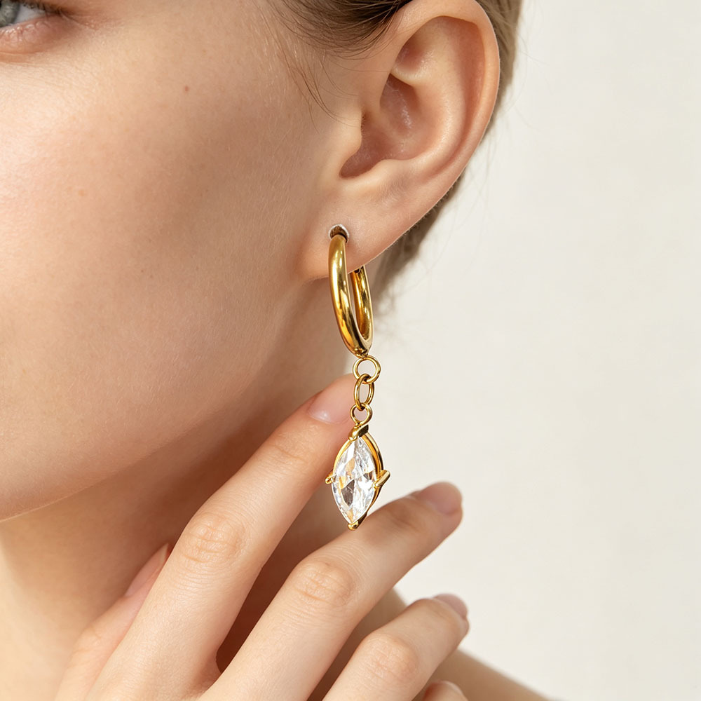 Diseño único retro nicho de alta sensación pendientes de acero inoxidable flores animales pendientes irregulares joyas de lujo ligero