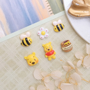 Winnie the Pooh Cartoon Nail Art Accessories Cute Bee Flower Hairpin Resin DIY Wearable Nail Accessories Wholesale