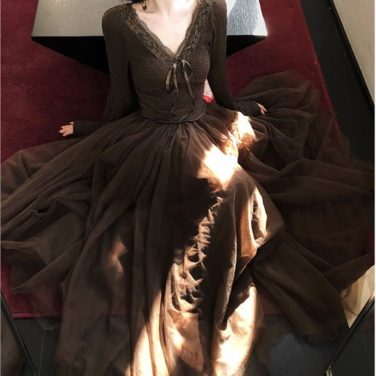 [Cold Marks on Wood] Cool-Feeling Fake Two-Piece Dress V Neck Lace Splicing Mesh Long Skirt