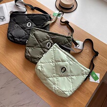 2024�ﶬ�¿����A��Ů����б����r�����e�ٴ�μ��