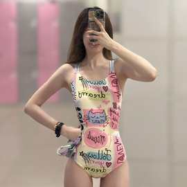 新款小红书博主同款爆款连体三角竞速游泳衣低叉保守游泳衣