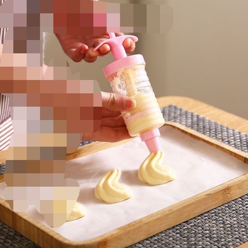 Baking tools plastic decorator 8-piece set cream decorator gun squeeze cream nozzle cookie decorator nozzle