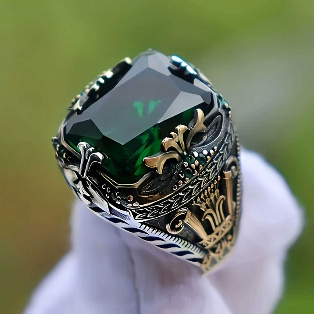 Cross-Border Hot-Selling Luxury Gemstone Alloy Ring Emerald Retro Ring Men's Personalized Hollow Domineering Men's Ring
