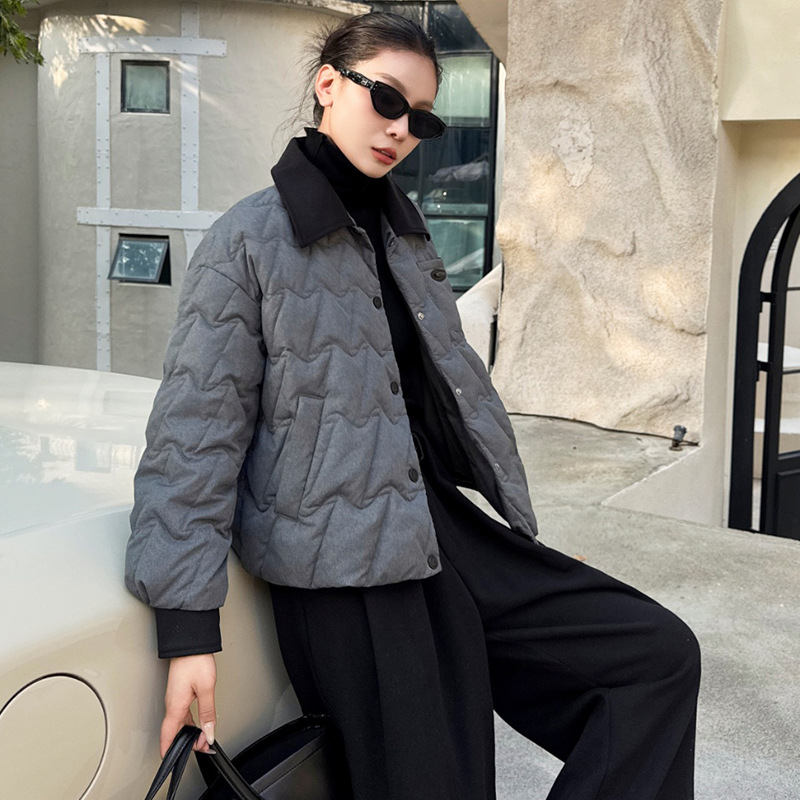 90白鸭绒高端翻领菱格羽绒服女2025冬季时尚日系小个子保暖外套潮