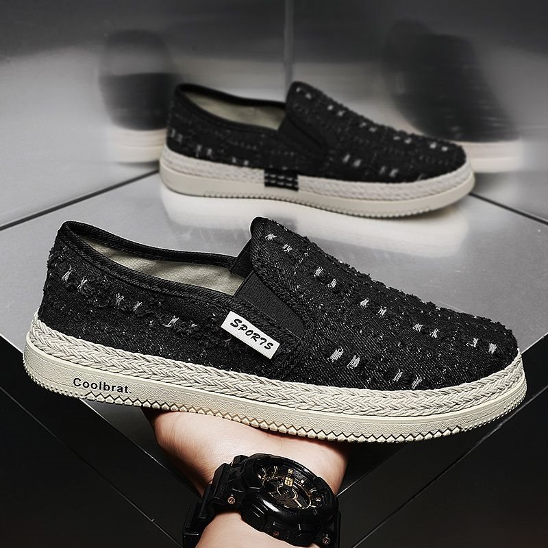 Clearance Canvas Shoes for Men, New Summer Style Fisherman Shoes, Trendy Sneakers, Casual Sports Shoes, Old Beijing Cloth Shoes with Hidden Height Increase Clearance Canvas Shoes for Men, New Summer Style Fisherman Shoes, Trendy Sneakers, Casual Sports Shoes, Old Beijing Cloth Shoes with Hidden Height Increase