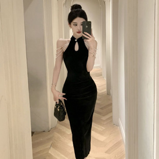 1388�羳���QŮ�b���l�|�ρ����L�z�q���������Lȹ��������B��ȹ