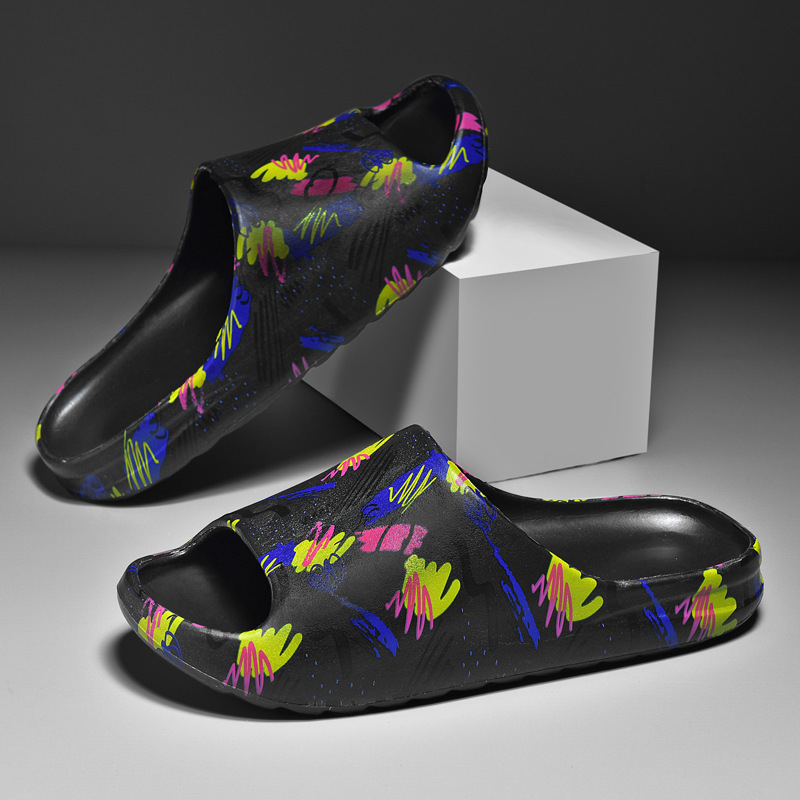 2024 nuevas zapatillas de moda para hombres de verano, zapatillas de playa al aire libre, zapatillas de pareja de interiores domésticas
