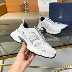 2025 新しい CD レタースポーツシューズ男性と女性のロートップスポーツとレジャーランニングシューズクロスボーダー外国貿易ホットセールお父さん靴
