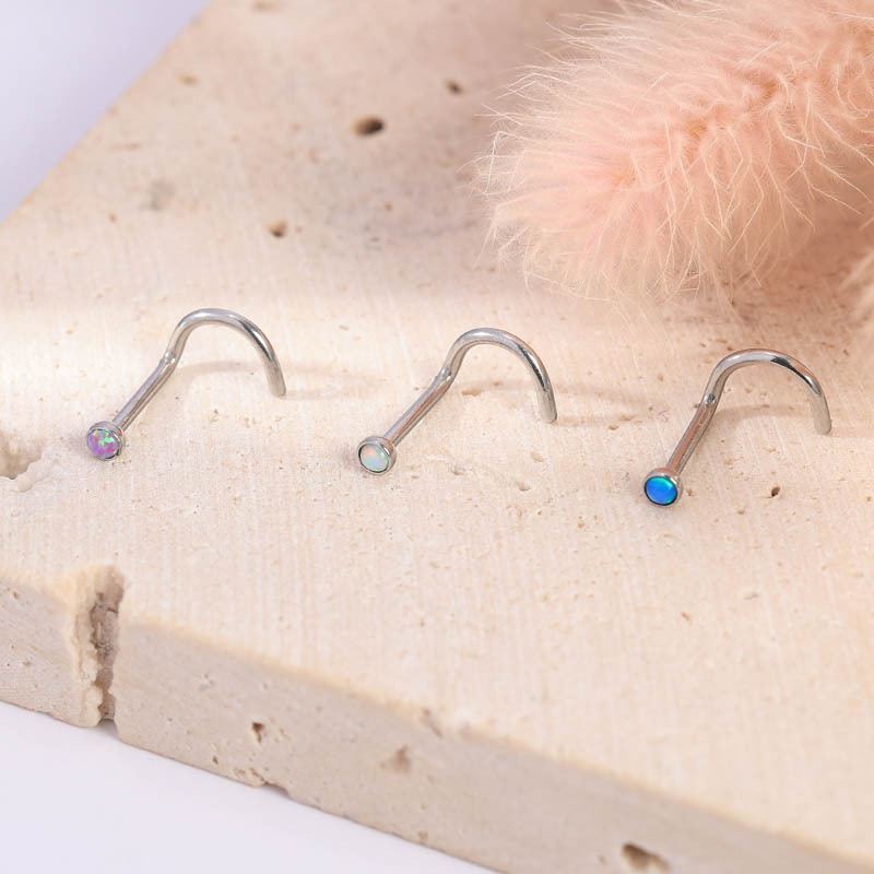 Pointed labret stud close-up product detail