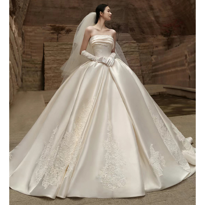 French Satin Light Wedding Dress 2025 New Bridal Tube Top Main Yarn High-Quality Tail Outing Yarn Factory Direct Sale