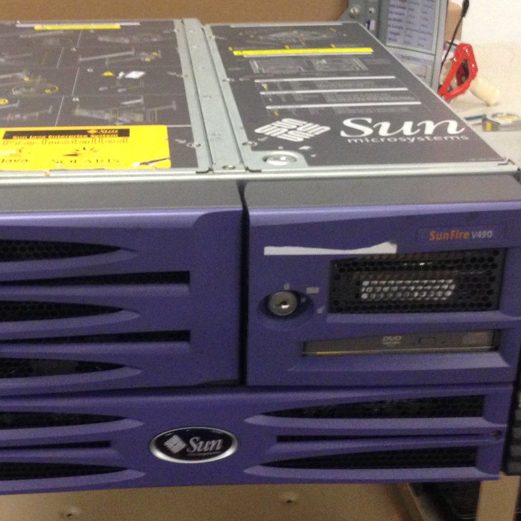 Sun Fire V490 服务器整机 2*1.5GHz/8G/73GB/DVD