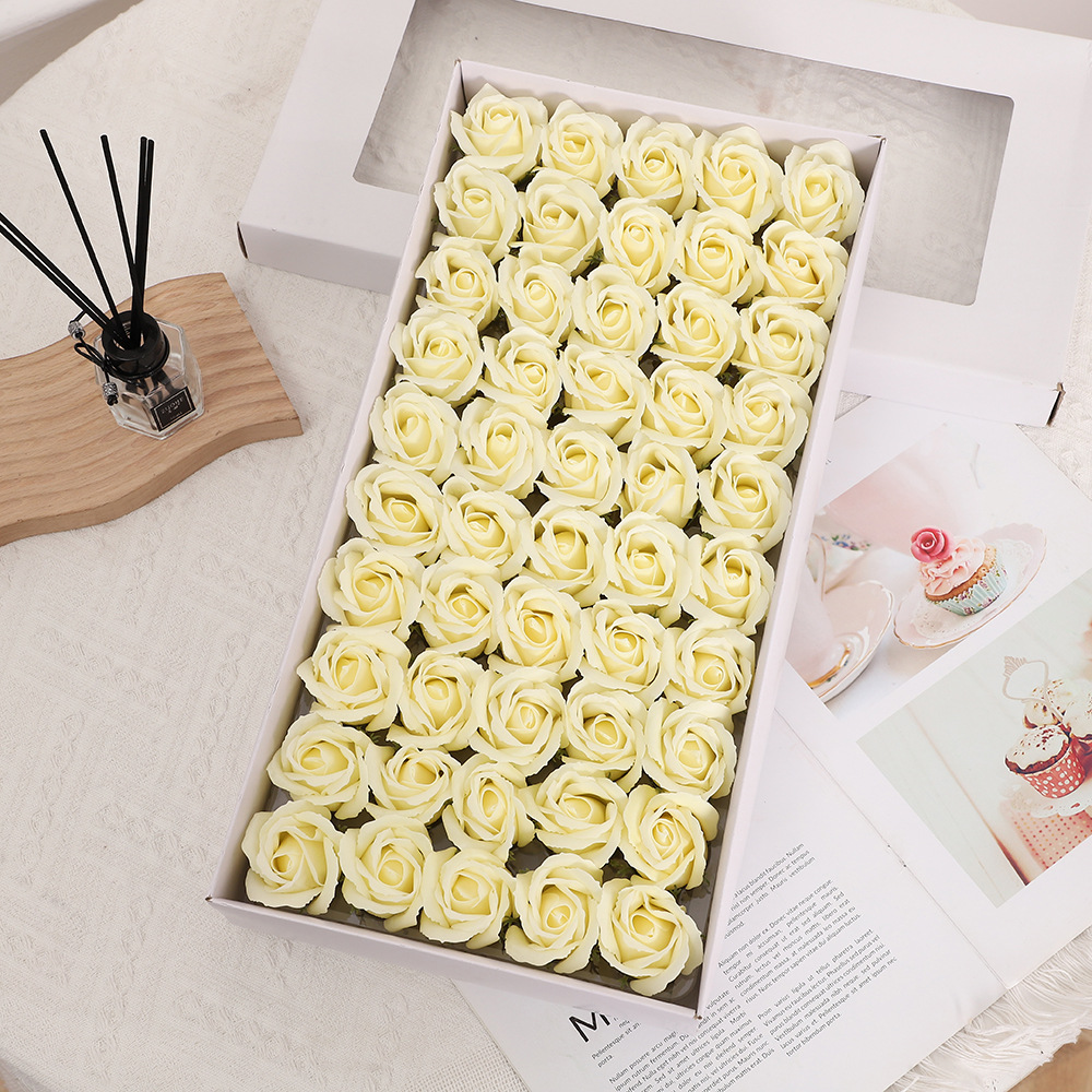 Nuevo 520 Día de San Valentín tres capas rosa flor eterna cabeza colorida jabón flor caja de regalo ramo flor tienda suministros al por mayor