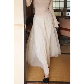 女式衬衫;休闲裤;女式T恤