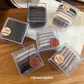 耳环;耳钉;项链