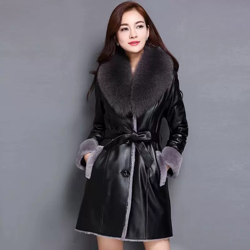 新款皮衣高级感冬季保暖皮衣女加绒皮毛一体长款外套显瘦PU皮女装