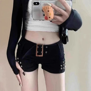 ��ʽ����y2k��ѝ��ɫ2025�ļ��¿��Ըе����������ţ�г���ѝŮ