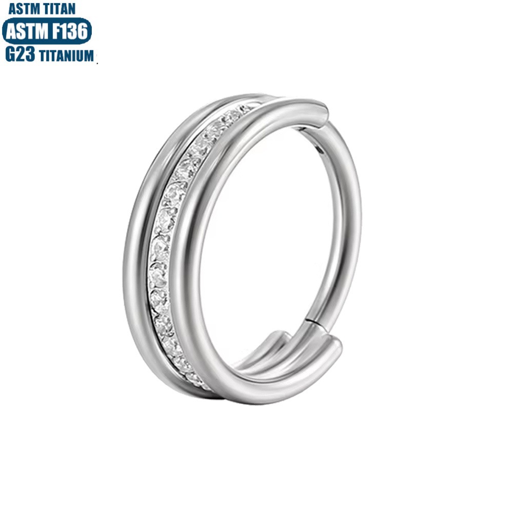 Silver pointed spike labret stud material detail