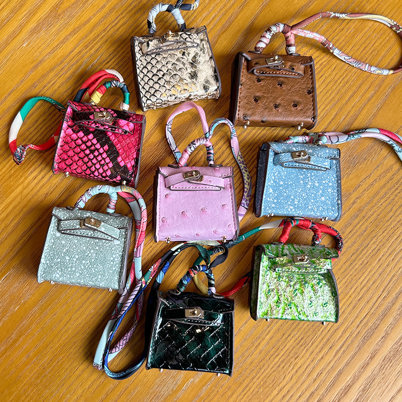 Mini Crocodile Pattern Kelly Bag Pendant Pendant TikTok Little Red Riding Book Hot Sale Hot Coin Purse Lipstick Headphone Bag