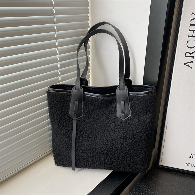 Bolso de lana de gran capacidad de mujer 2024 nuevo otoño invierno bolso de mano casual bolso de viaje de lana universal